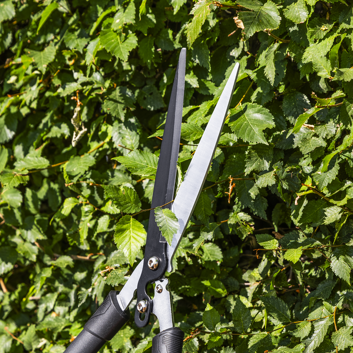 SwimLawn Hedge Shears Carbon Steel Teflon Coated Blade Soft Grip Handle - Image 2